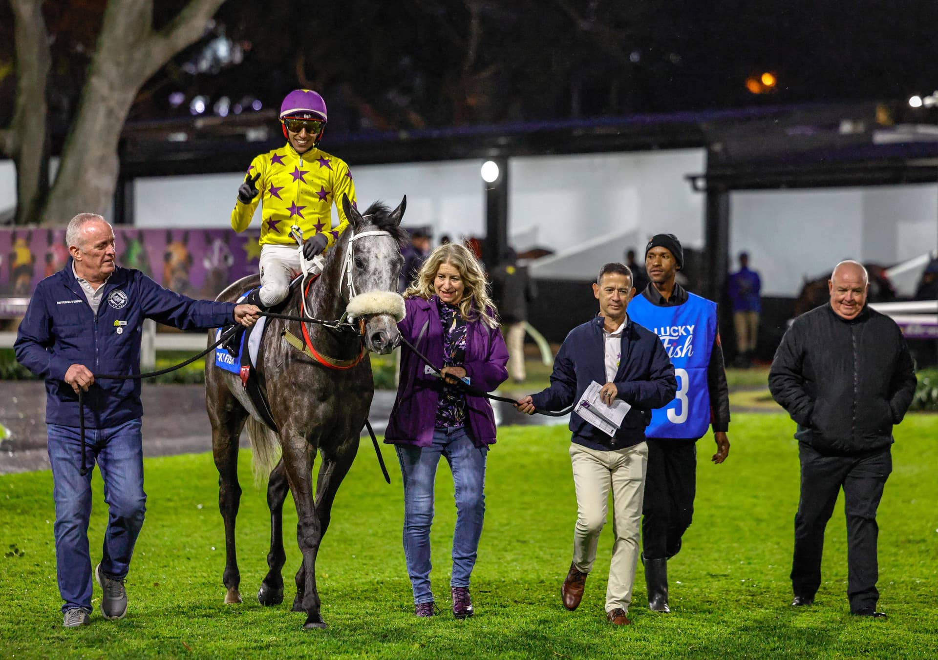 Next Of Kin wins under a good ride